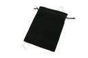 009426-Bolsas-cierre-cordón-en-terciopelo-negro-19-x-14-cm-tridecor
