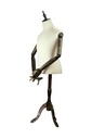 Busto de hombre con brazos articulados de tela y pies de madera