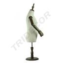 040379-Busto-infantil-ajustable-en-lino-con-brazos-articulados-tridecor