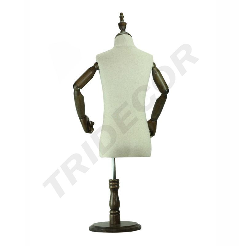 040379-Busto-infantil-ajustable-en-lino-con-brazos-articulados-tridecor