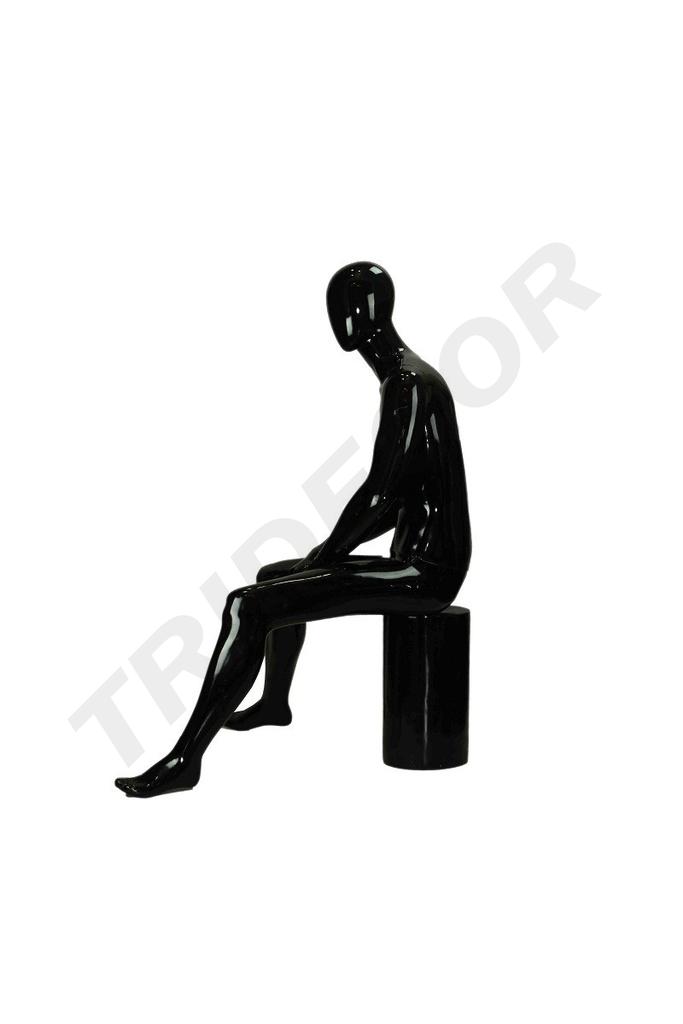 040279-Maniquí-de-hombre-sentado-negro-brillo-tridecor