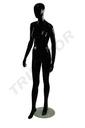 040778-maniquí-de-mujer-abstracto-color-negro-brillo-tridecor