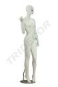 Maniquí femenino en blanco mate con pestañas azules y cabello esculpido