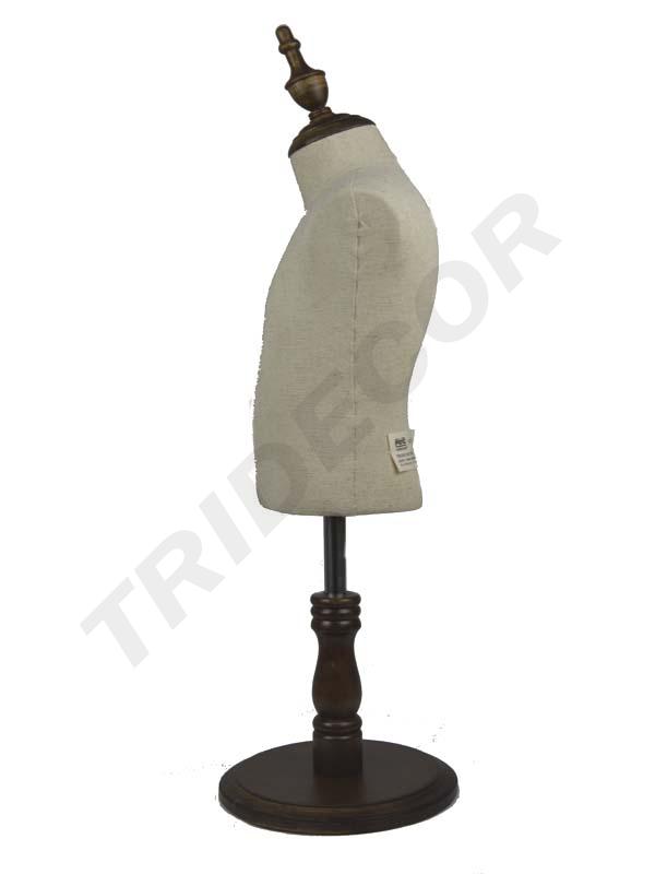 Busto de niño de lino con pie de madera