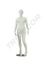 Maniquí femenino en blanco mate con pestañas azules y cabello esculpido