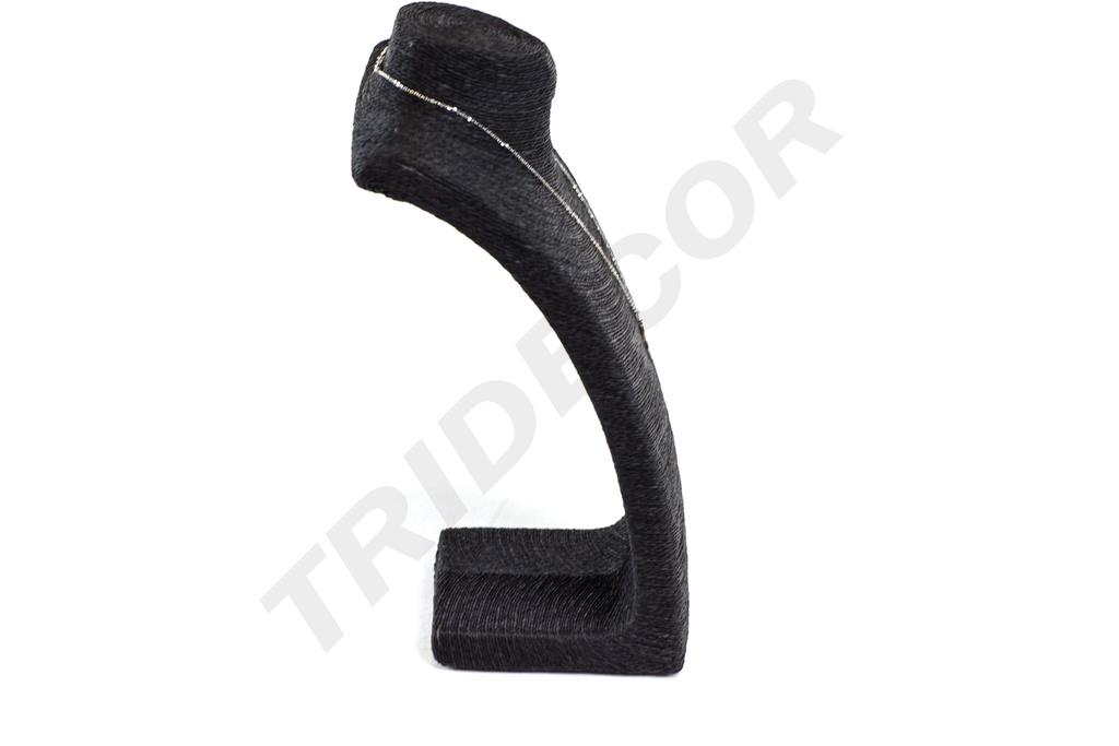 Gran soporte para exhibir collares cubierto con cuerda negra
