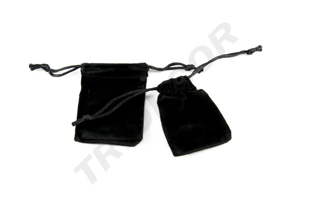 009700-Bolsas-cierre-cordón-en-terciopelo-negro-tridecor