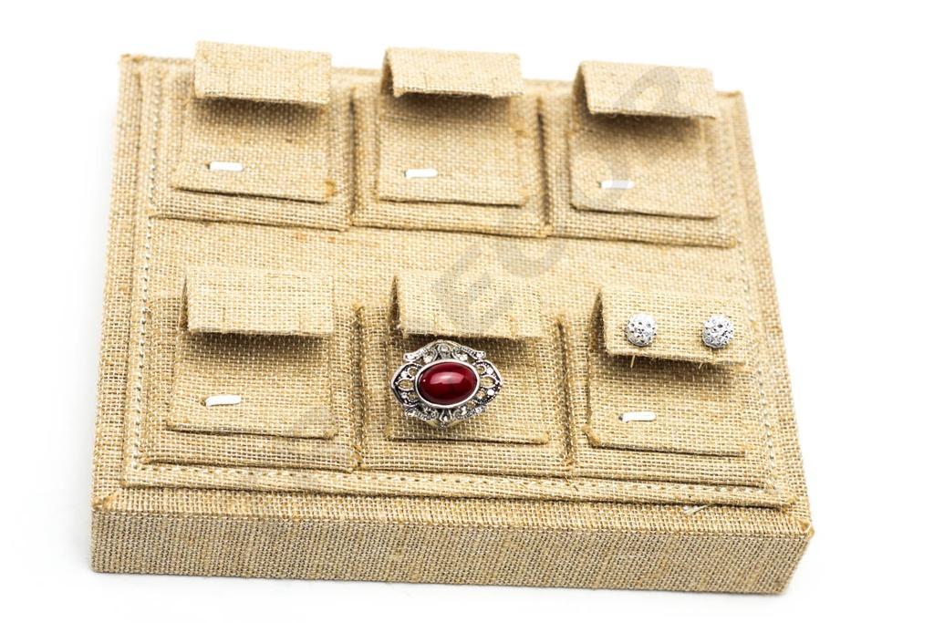Expositor de Joyería de Lino Beige 18.5X15.5X6cm