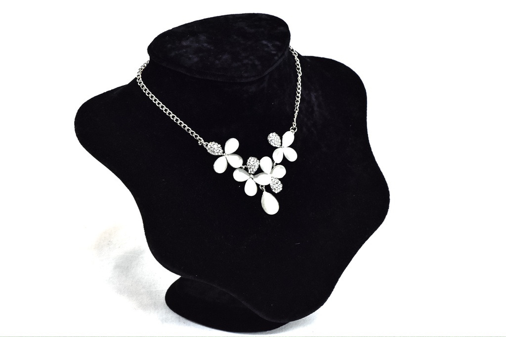 Exhibidor grande de collar de terciopelo negro