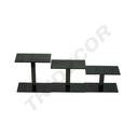 007121-Expositor-metacrilato-negro-3-alturas-independientes-tridecor