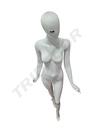 Maniquí femenino en blanco brillante sin cara con pestañas azules