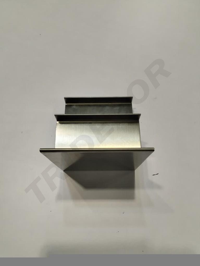 009785-Expositor-Doble-Altura-Con-Tope-Acero-Mate-tridecor