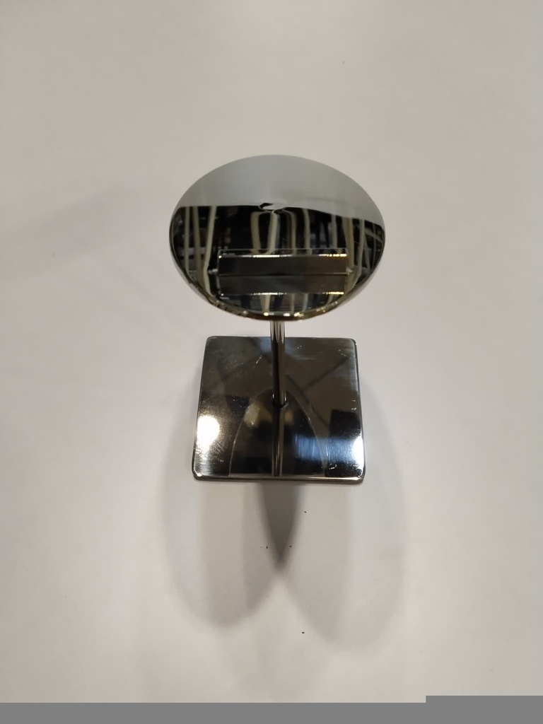 Expositor-de-Calzado-Ovalado-en-Acero-Cromado-tridecor