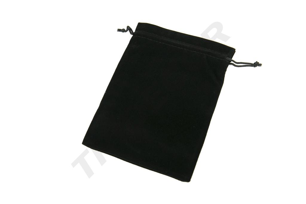 Bolsas-con-cierre-cordón-en-terciopelo-negro-tridecor