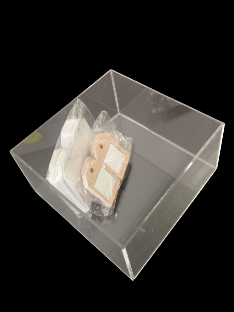 Cubo Cuadrado De Metracrilato