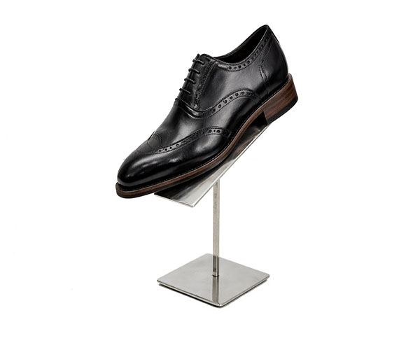 Expositor-de-calzado-fijo-inclinado-tridecor