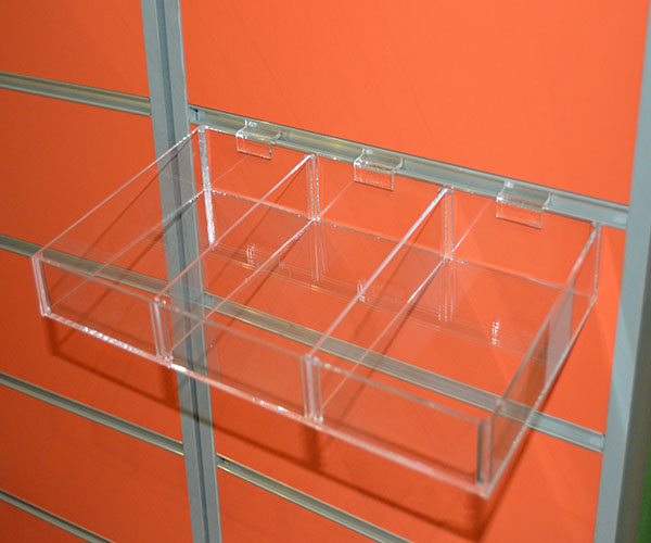 007702-Bandeja-tres-compartimentos-panel-de-lamas-tridecor