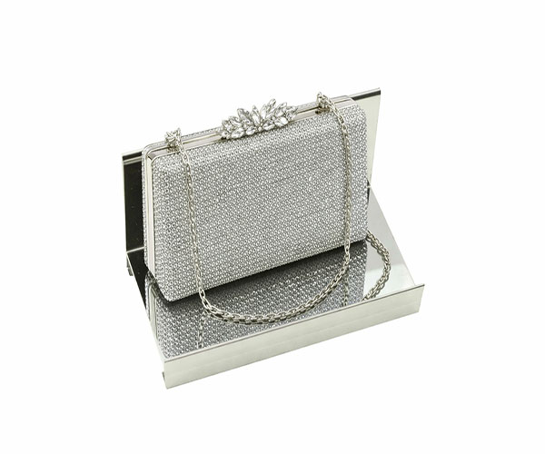 Expositor-simple-de-acero-inoxidable-cromado-tridecor