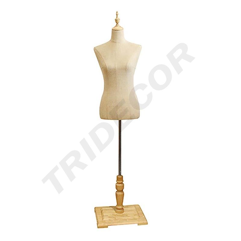 Buste de Femme en Lin Jaune avec Coupe et Socle Rectangulaire en Bois Clair