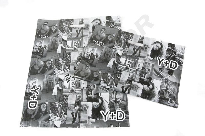 White and Black Plastic Bag S with Die-Cut Handles 40X50 Cm 100 Units