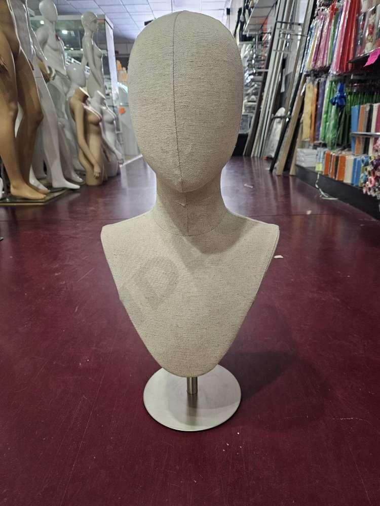 女胸模带不锈钢底座 Busto Corto Pecho de Mujer Con Base Acero Inox