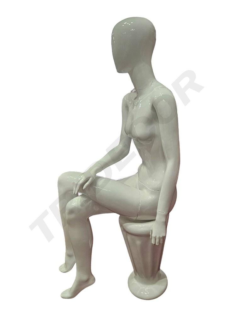 Maniquí De Mujer Sentada Sin Rostro Blanco Brillo