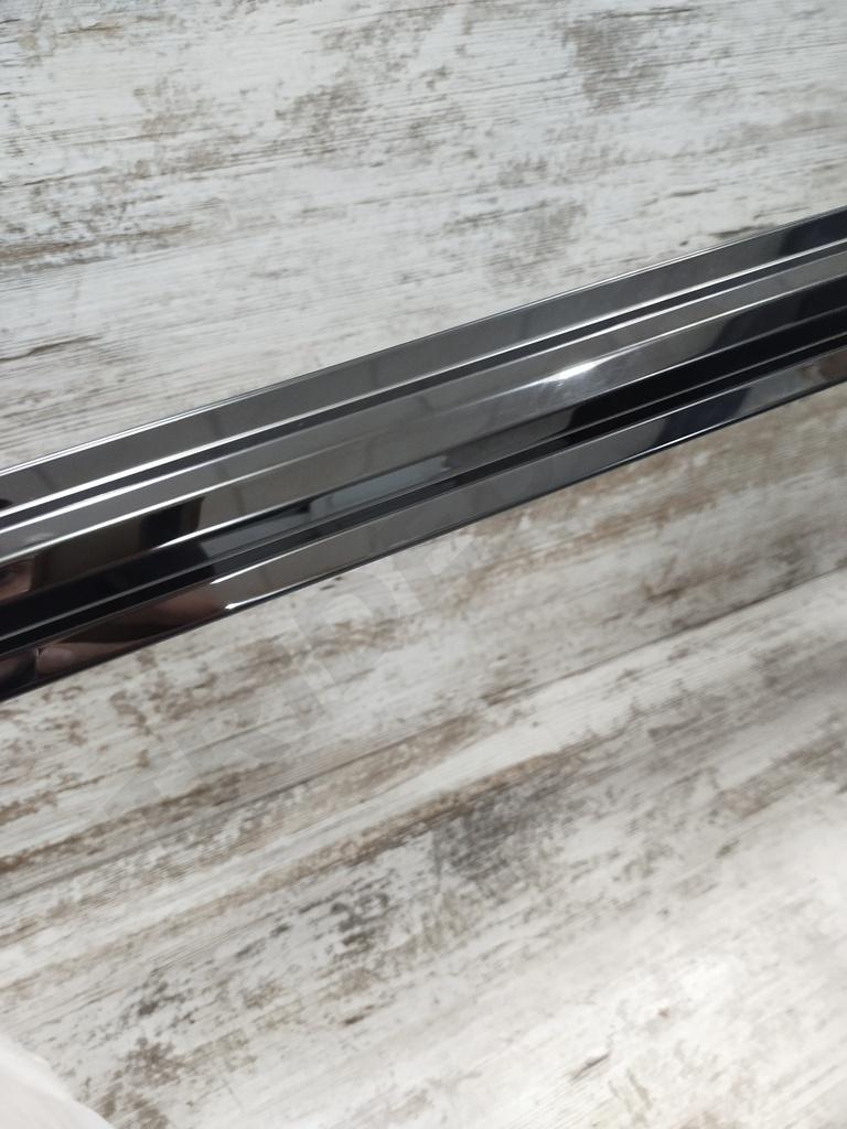 Tube incurvé noir 240cm