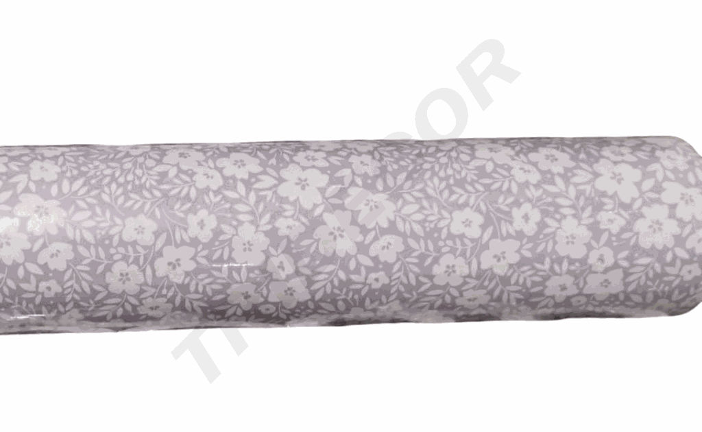 Bobina de Papel Regalo Fondo Lila Y Flores Blancos 62 cm