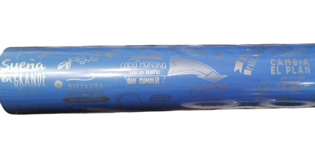 Bobina de Papel Regalo Fondo Azul Con Frases 62 cm