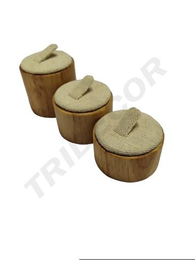 [0091039] Linen Jewelry Display with Wood