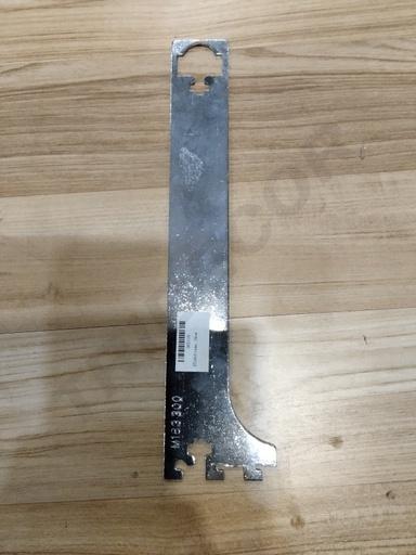 [002116] 单鱼尾电镀卡圆管支撑 Soporte de Tubo para cremallera 30 cm
